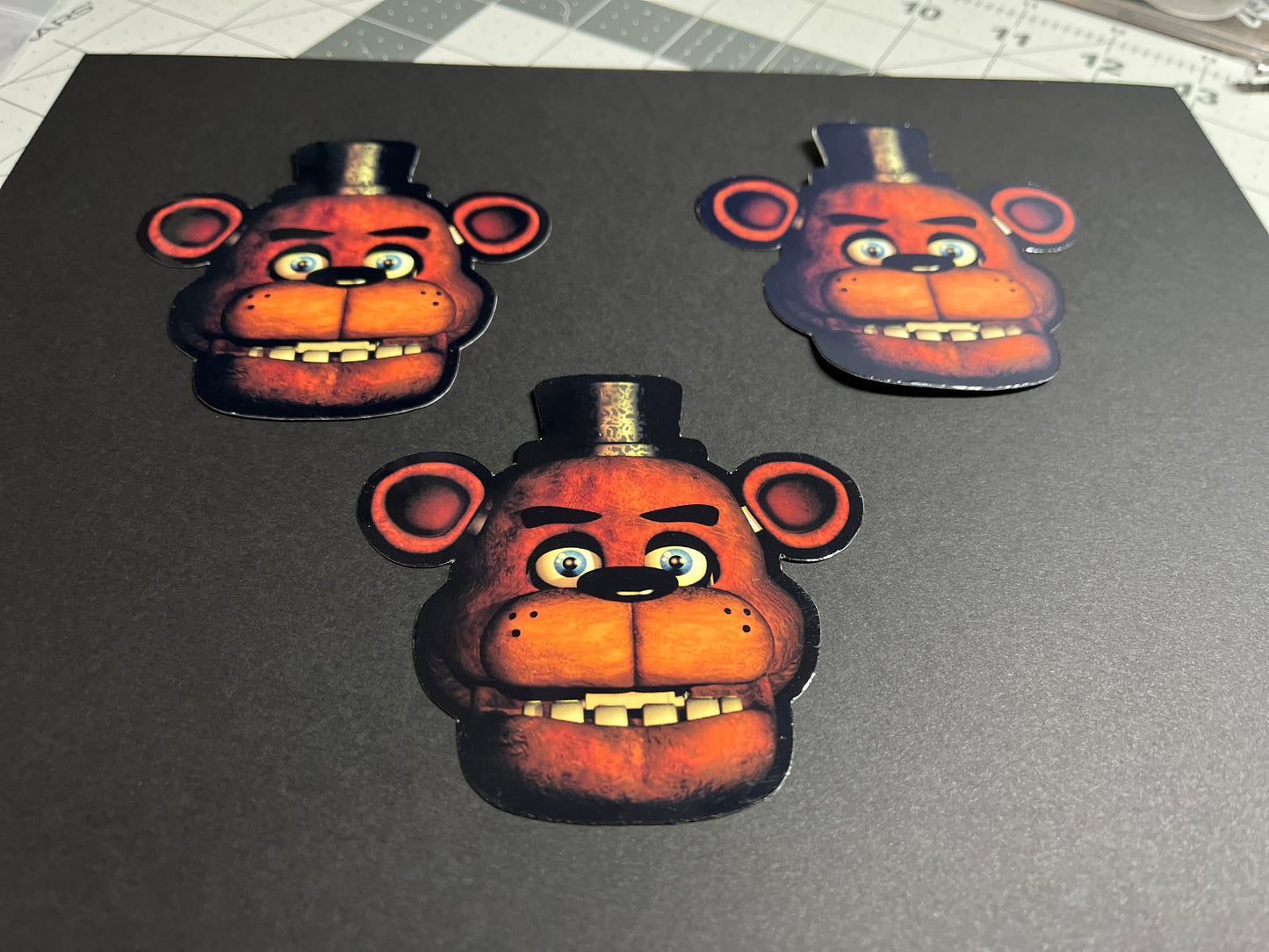 FNAF Freddy Face Full Color Sticker