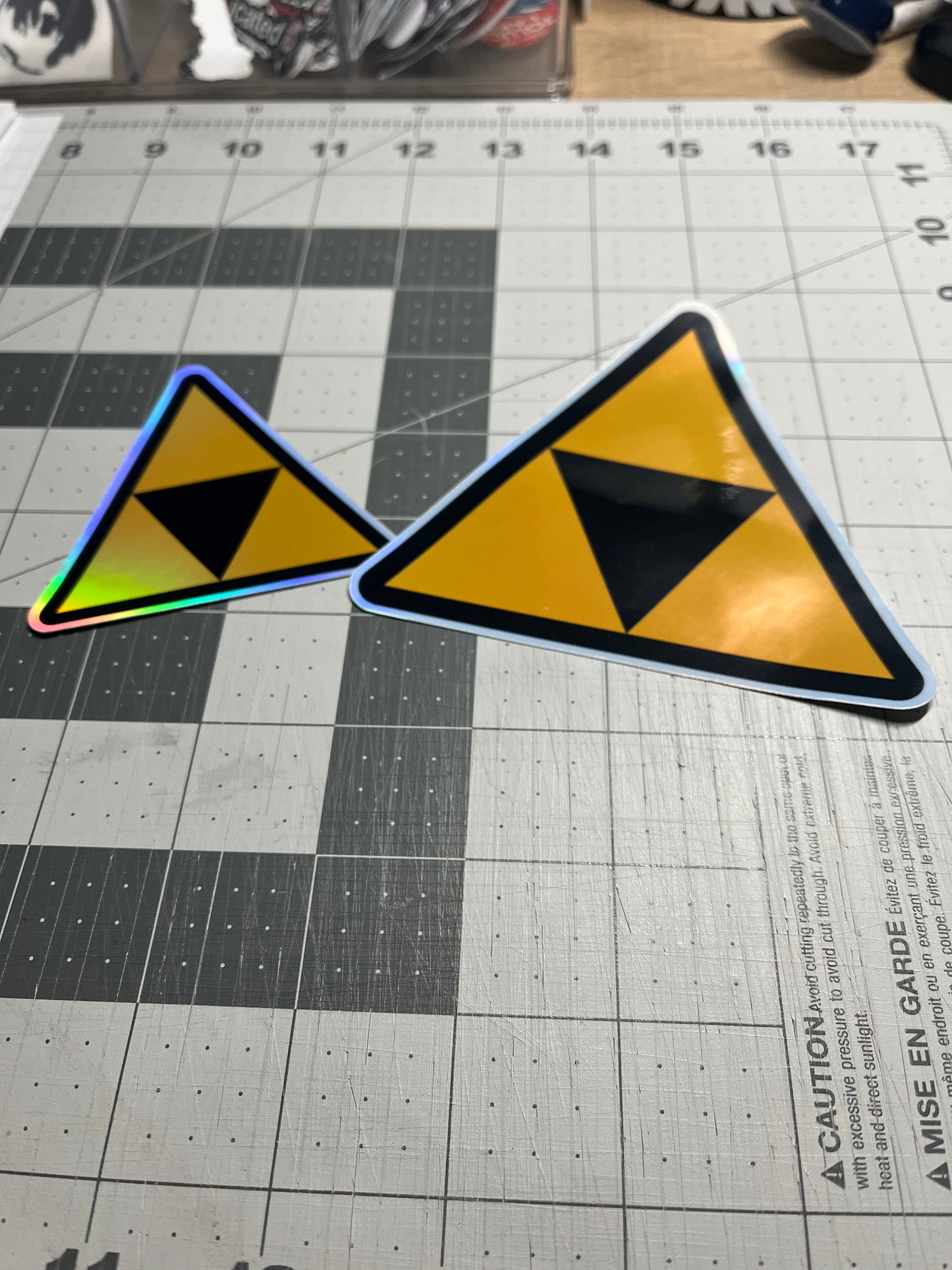 Legend of Zelda - Triforce Full Color